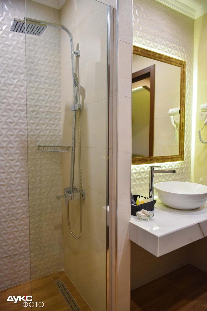 Sahara Hotel Svilengrad Bagian luar foto