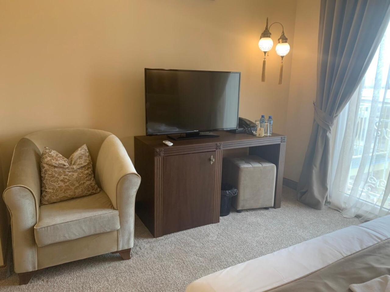 Sahara Hotel Svilengrad Bagian luar foto